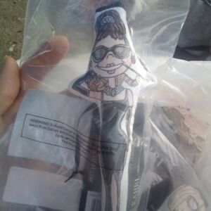 KAHRI Audrey Hepburn Breakfast At Tiffany's Bag Tag Purse Clip Fashionista